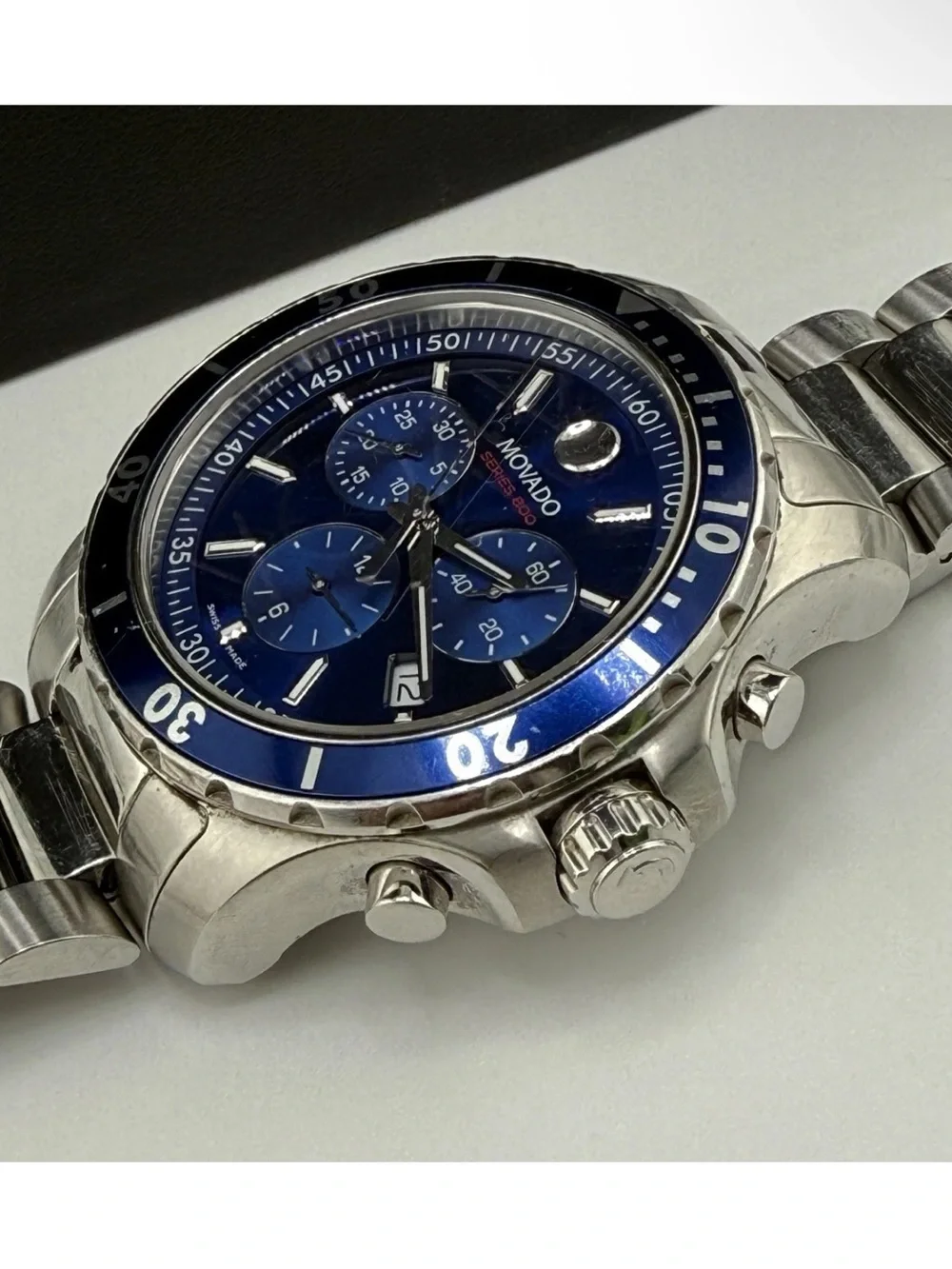 Movado Series 800 Men's Quartz Chronograph Date 42mm Blue Dial 200m Watch